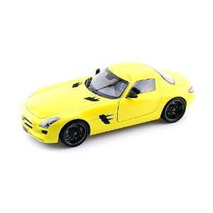  2010 Mercedes Benz SLS AMG 1/18 Yellow Toys & Games