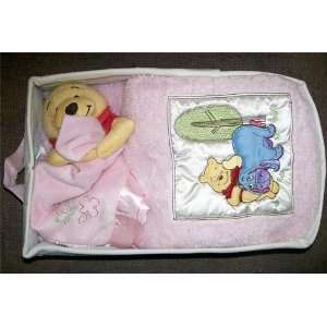 Poohs Soft & Cozy Blanket Gift Set   Pink: Baby