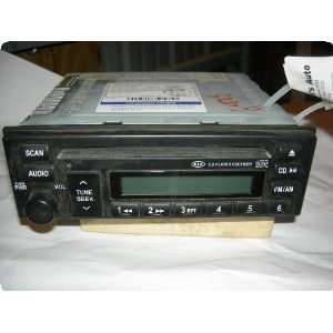 Radio : SEDONA 03 05 AM FM CD player: Automotive