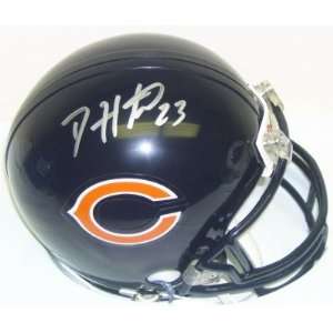  Devin Hester Signed Chicago Bears Mini Helmet: Sports 