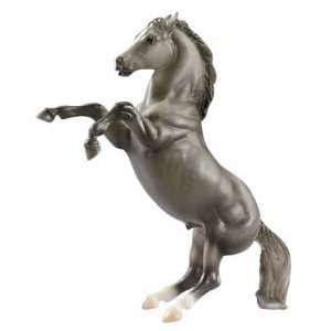  Breyer Mustang   Dapple Grey: Everything Else