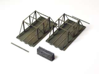   WTM 1144 tanks. Also good for N scale models. ( **Vehicles and