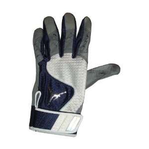   New York Yankees Game 2010 Used Batting Glove: Sports Collectibles