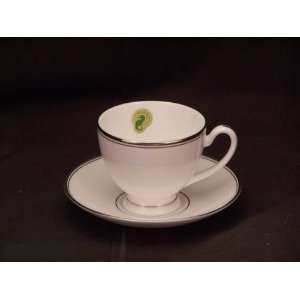  Waterford China Kilbarry Platinum Cups & Saucers: Kitchen 