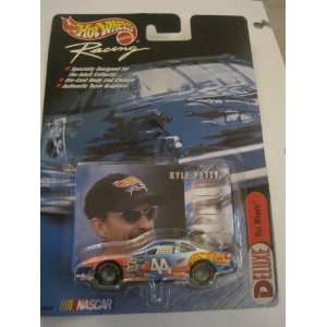    Hot wheels Racing Deluxe hot wheels Kyle Petty: Everything Else