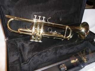 Besson BE100XL Bb Student Trumpet Complete Outfit Lacquer   Inspected 