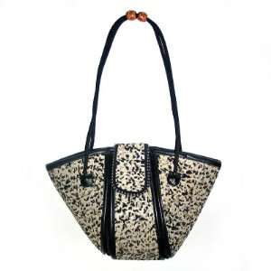   Print Purse with Wooden Giraffe Beads   TAN / BLACK: Toys & Games