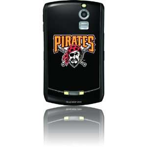   Skinfits Curve 8330 (MLB PITT PIRATES): Cell Phones & Accessories