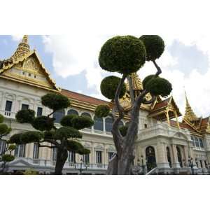 Grand Palace by Oliver Strewe, 72x48:  Home & Kitchen