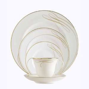  FIVE PIECE PLACE SETTING: Kitchen & Dining