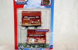  TRACKMASTER SEE INSIDE CARS LIVESTOCK CARS NEW 027084961799  