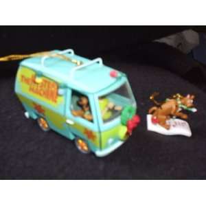  Shaggy & Scooby Doo Mystery Machine Ornament with 