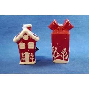  Snow Country Houses Ornaments Set of 2