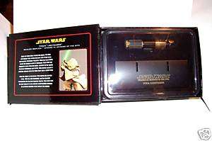 Master Replicas Yoda Lightsaber .45 Mini EP3 GOLD  