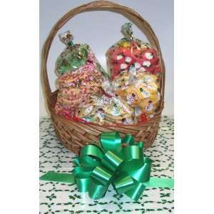 Scotts Cakes Large Christmas Cookie Lovers Basket with Handle Holly 