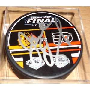  Joel Quenneville Autographed Hockey Puck   *2010 