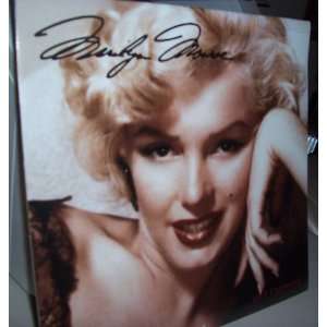  2012 12 Month Wall Calendar   Marilyn Monroe: Everything 