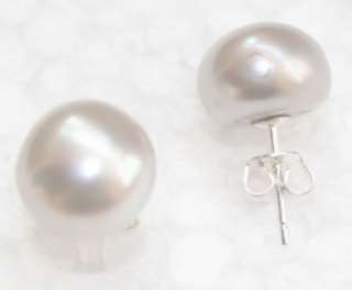 style stud earring stones pearl size 11 12mm origin china condition 