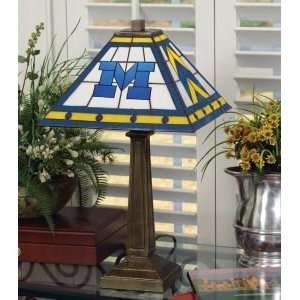 MICHIGAN WOLVERINES LOGOED 23 IN STAINED GLASS MISSION STYLE TABLE 
