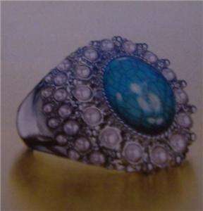 AVON LUXURIOUS FAUX TURQUOISE BOLD RING SIZE 7 TO 8  
