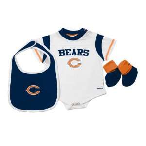  Chicago Bears 2010 Infant Creeper, Bib, and Bootie Set 