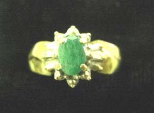 10K Gold OVAL CUT GREEN EMERALD & BAGUETTE DIAMOND Ring  