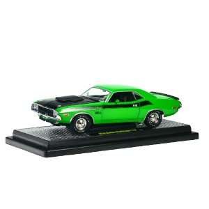  M2 Machines 1:24 scale 70 Dodge Challenger T/A (Panther 