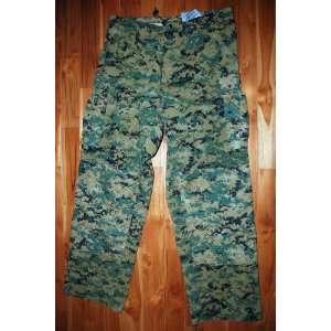   COLD WEATHER MARPAT WOODLAND CAMOUFLAGE TROUSERS   SIZE  MEDIUM LONG