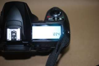 NIKON D200 10.2 MP DIGITAL SLR CAMERA BODY w/ 2GB CARD LESS THAN 9500 