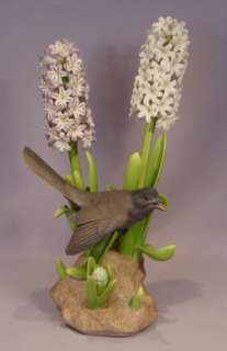 Rare Boehm Bird Porcelain Catbird (with Hyacinth) # 483  