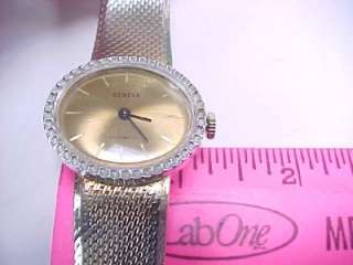Vintage Ladies GENEVA Wristwatch 17 Jewel Gold Tone  