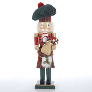  WOODEN SCOTTISH BAGPIPES NUTCRACKER TABLE TOP CHRISTMAS FIGURE  