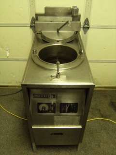 Broaster 1800 Gas Pressure Fryer Cooker W/ Filter  