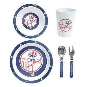 New York Yankees MLB Childrens 5 Piece Dinner Set  Sports 