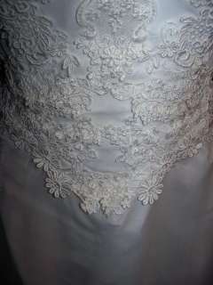 garden simple elegent wedding gown white flower lace bodic cap sleeves 