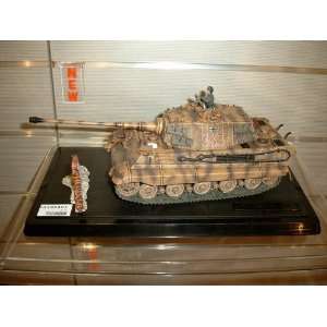   King Tiger Battle Tank #333   Germany 1944   1/32 Scale Toys & Games